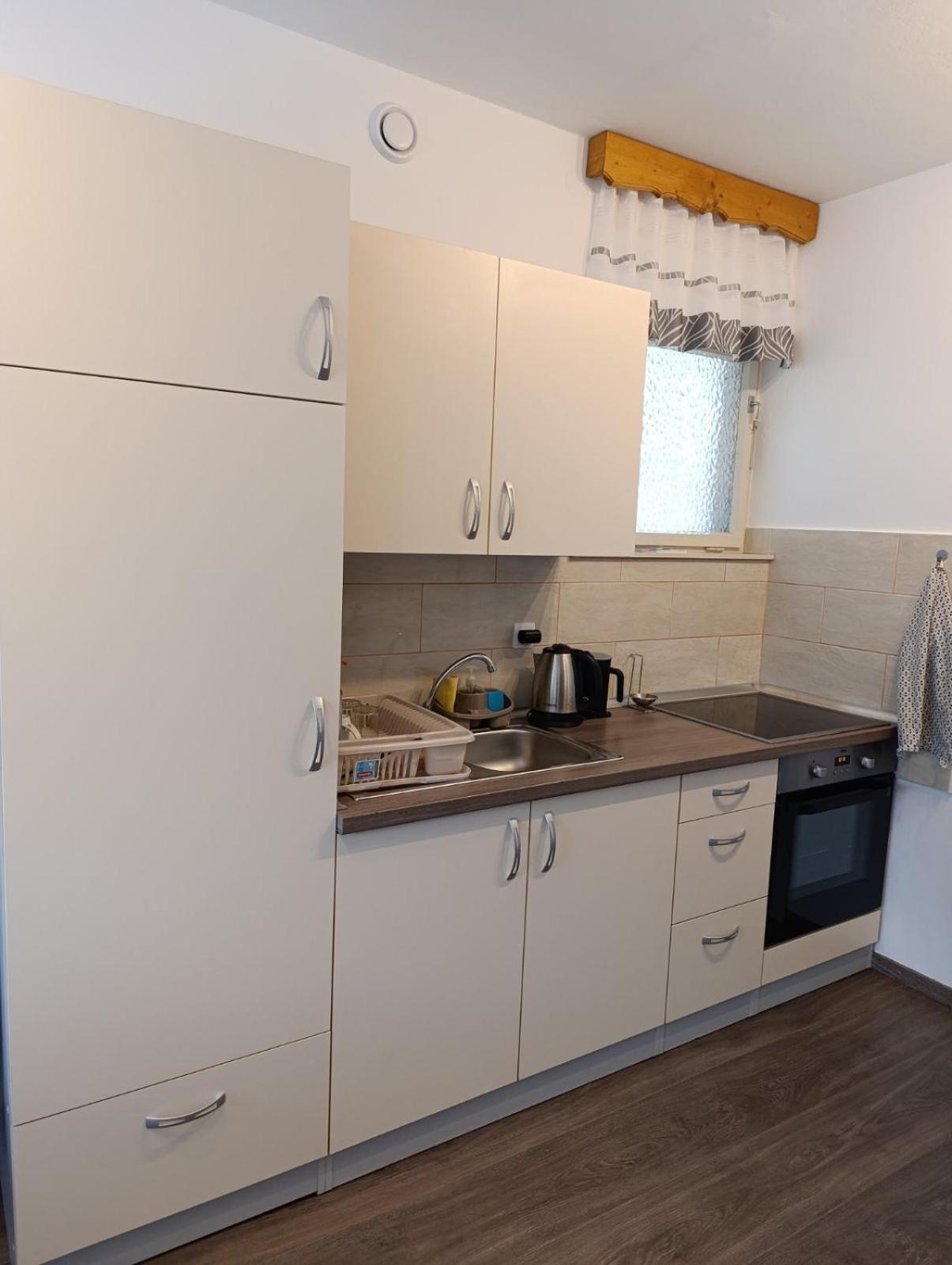 Apartments Penko Ловран Экстерьер фото